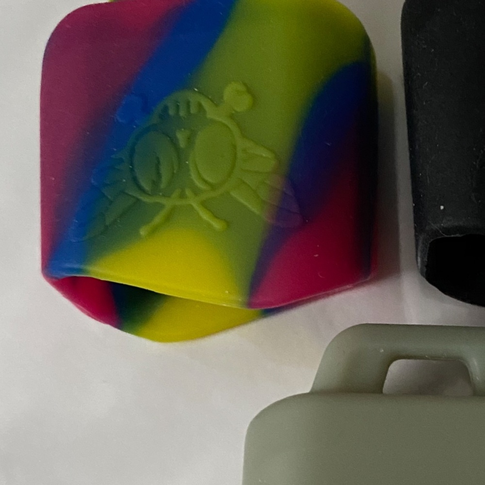 Flytanium silicone Bali covers for BALISONG (Butterfly Knives) (3) - Picture 3 of 6